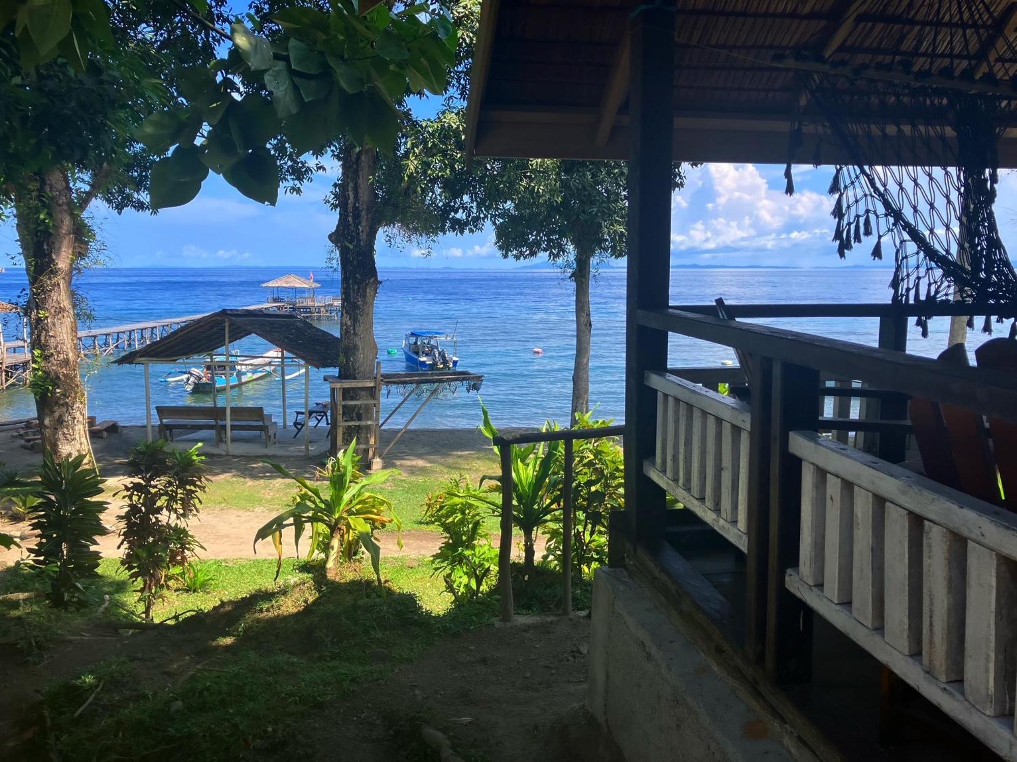 Pristine Paradise Dive Resort - Togean Islands, Una Una Pulau Unauna Dış mekan fotoğraf